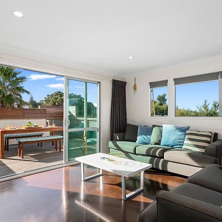 The Nautical Bach - Mangawhai Heads Holiday Home Eksteriør bilde